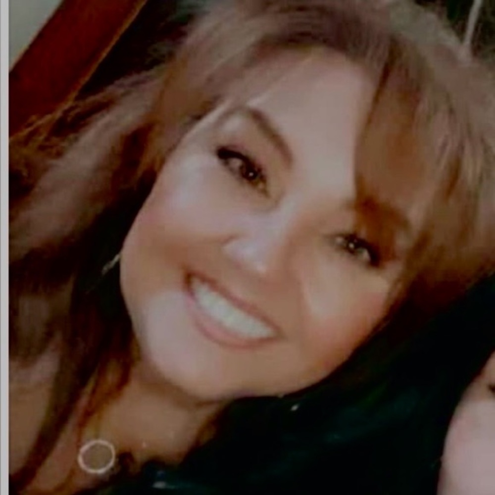 Meet your Posher, Gina